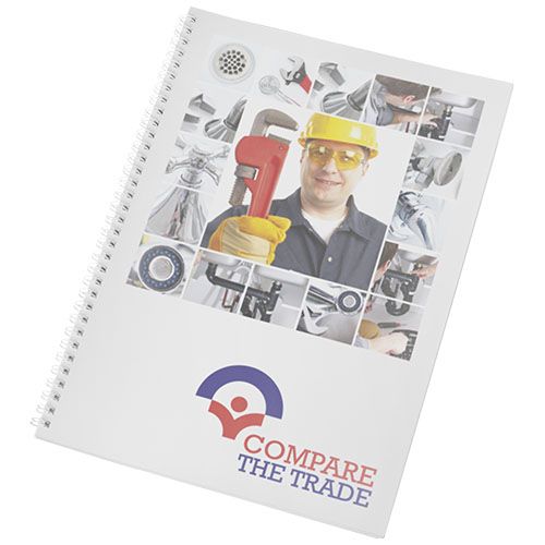 Notatnik Desk-Mate® w formacie A4 z przedziałką i okładką wykonaną z PP